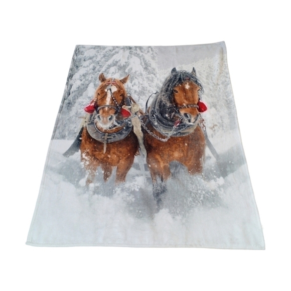 natural instinct Other - Natural instinct white gray brown fleece winter horse throw blanket 48x60‌‌‍‍‍‍‍